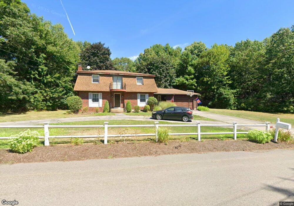415 Bennett St, Wrentham, MA 02093 - photo 1