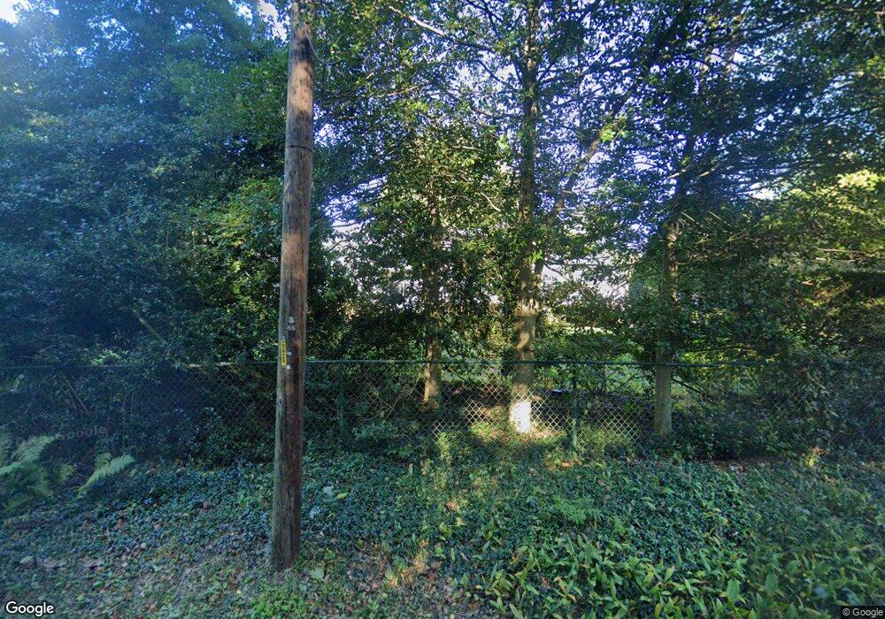 87 Hitchcock Ln, Old Westbury, NY 11568 - photo 1