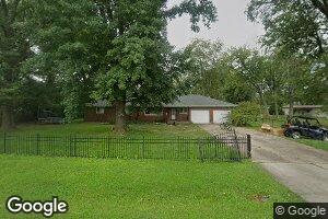 5076 Franklin St, Sesser, IL 62884