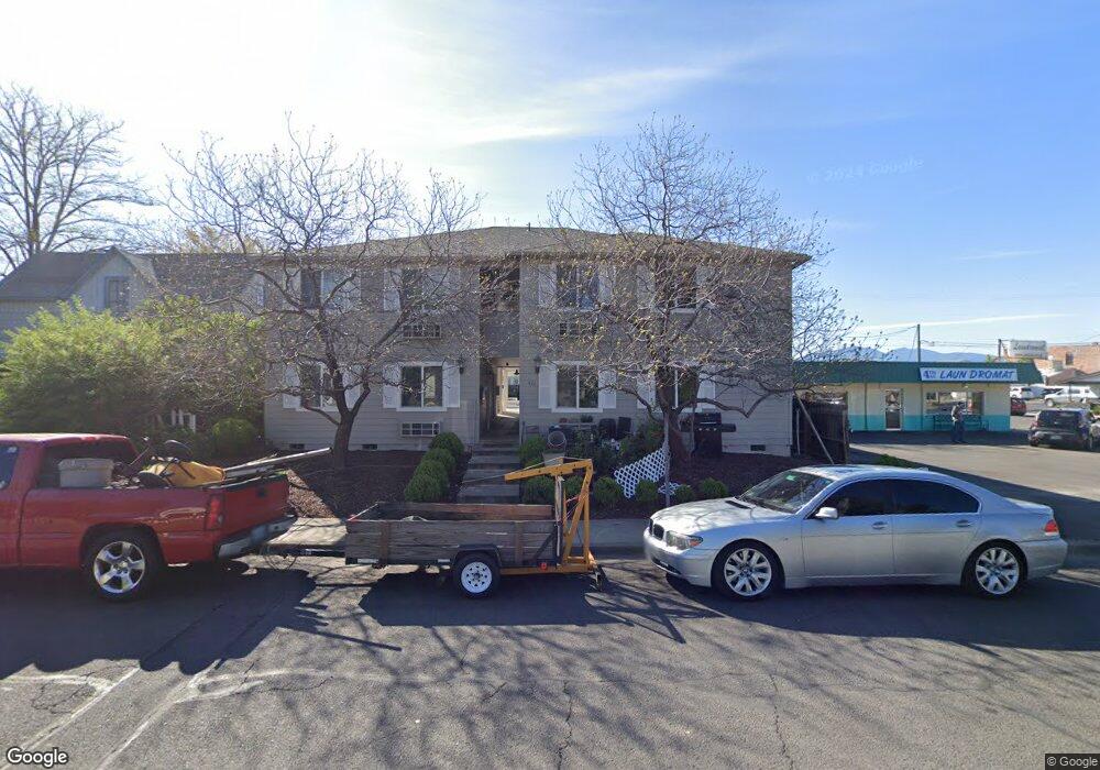 424 Manzanita St unit a-f, Central Point, OR 97502 - photo 1