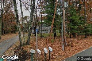 9 Livi Ln, Kennebunk, ME 04043