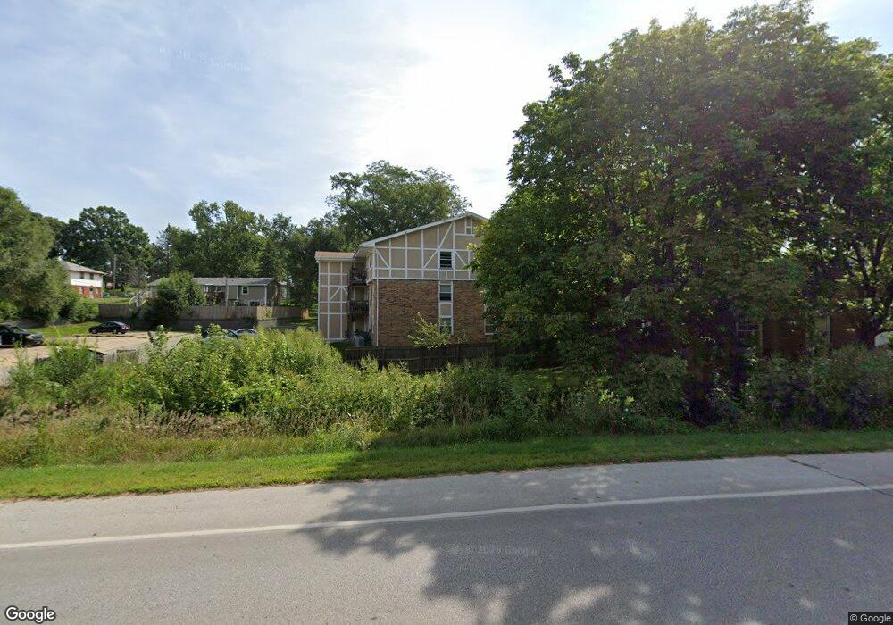 1195 NW Aurora Ave, Des Moines, IA 50313 - photo 1