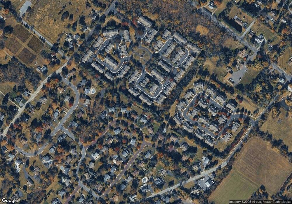 27 Hampton Ct, Norristown, PA 19403 - photo 1