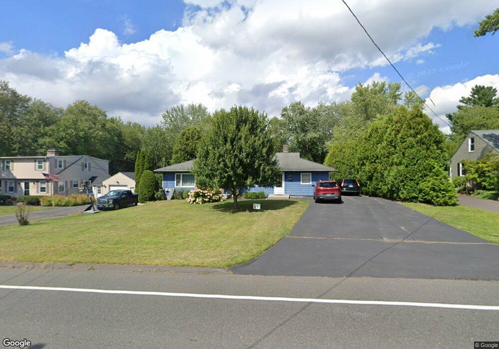 9 1/2 Weymouth Rd, Enfield, CT 06082 - photo 1