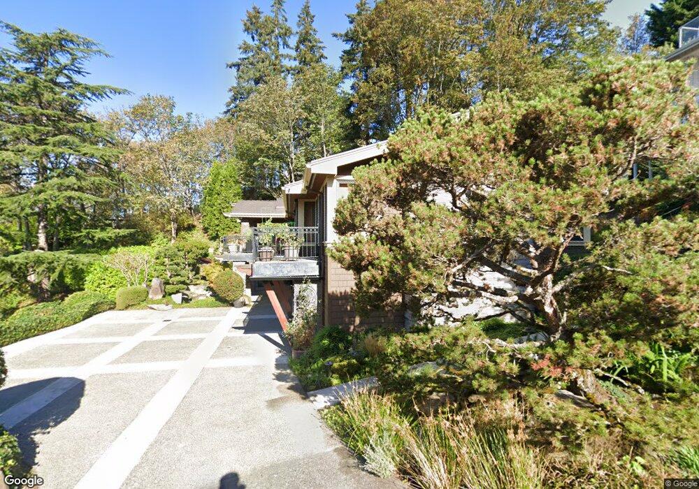 7435 W Mercer Way, Mercer Island, WA 98040 - photo 1