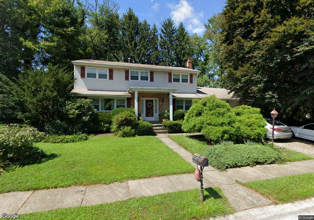 425 Locust Dr, Newark, DE 19711 - photo 1