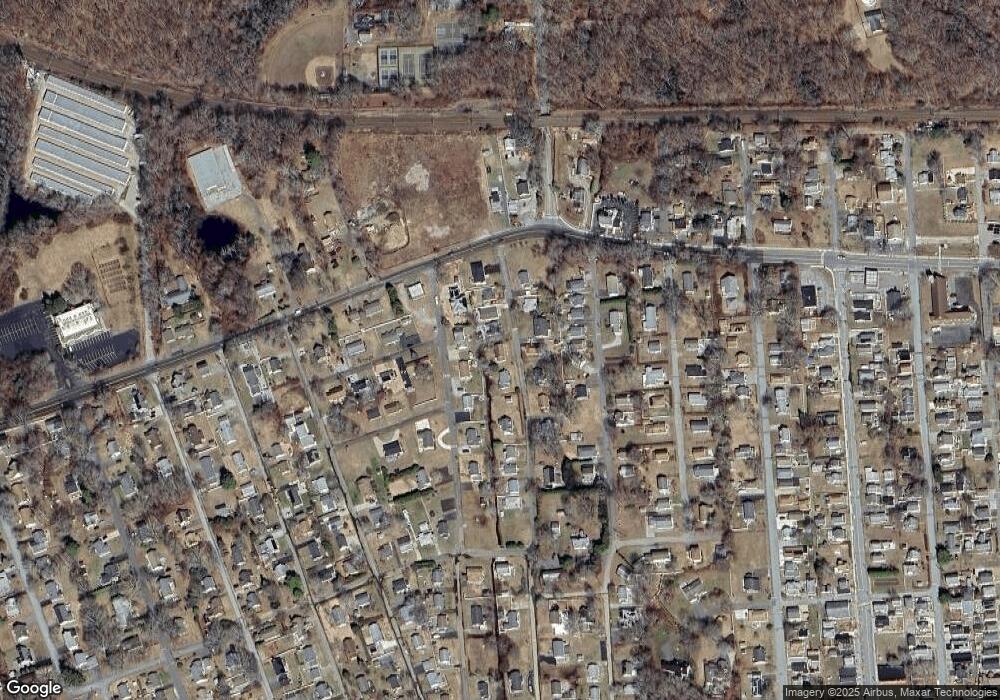 11 Biscayne Blvd, Old Lyme, CT 06371 - photo 1