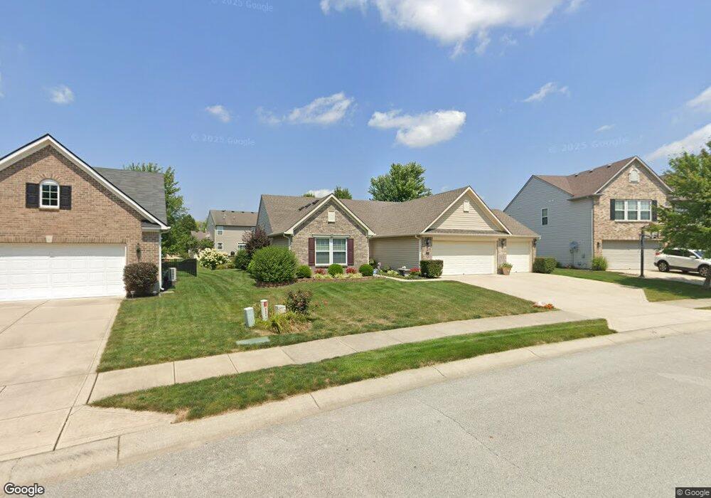 11136 Mcdowell Dr, Fishers, IN 46038 - photo 1