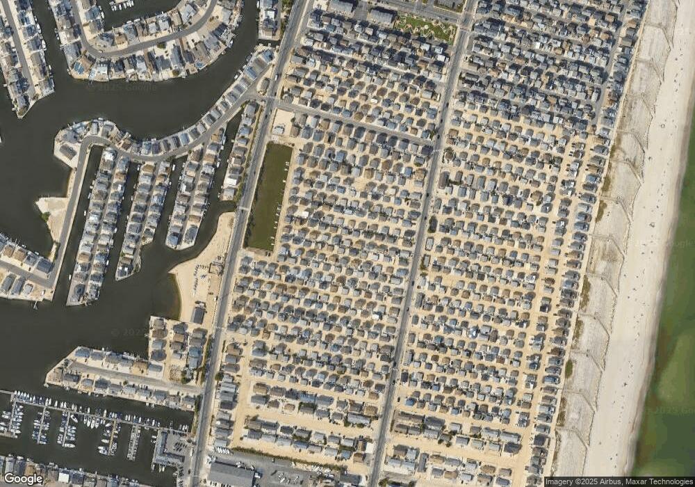 111 W Pompano Way, Lavallette, NJ 08735 - photo 1