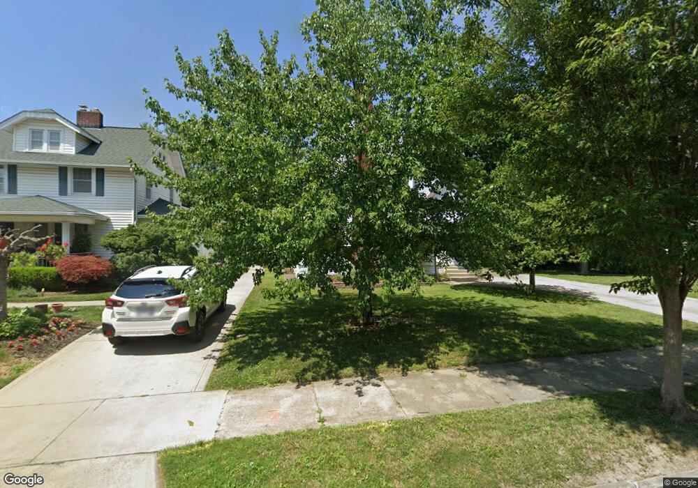 116 E Dunedin Rd, Columbus, OH 43214 - photo 1