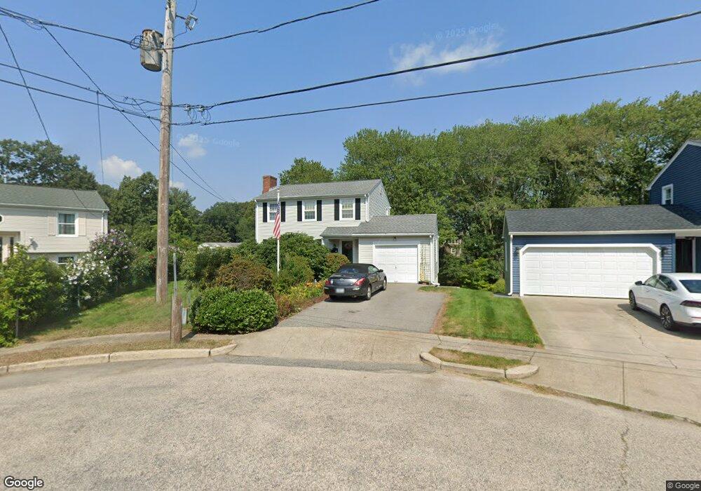 11 Barrington Ct, Riverside, RI 02915 - photo 1