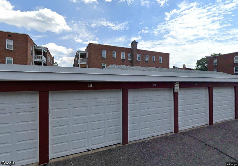 19 Robin Rd unit B4, West Hartford, CT 06119 - photo 1