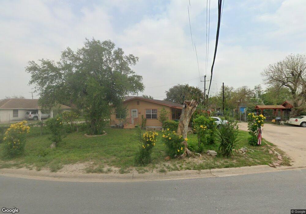 704 N Canna St, Pharr, TX 78577 - photo 1