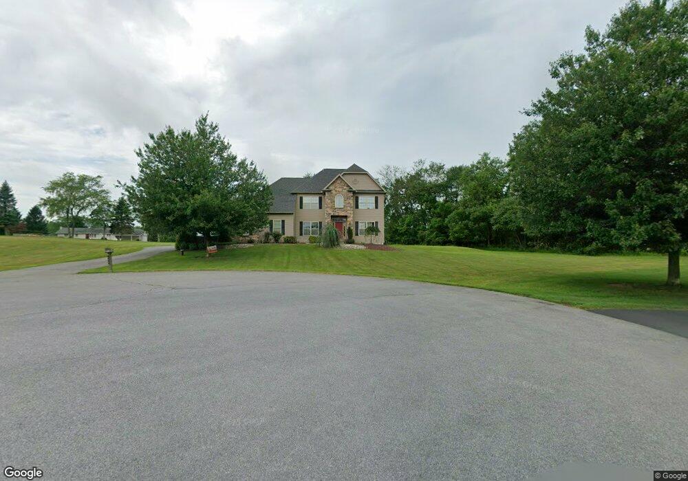 449 Keystone Ct, Bath, PA 18014 - photo 1