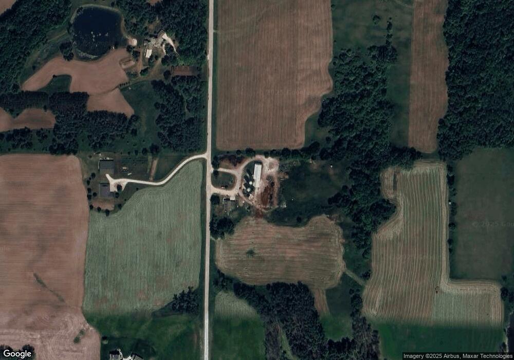 5537 N Town Hall Rd, Denmark, WI 54208 - photo 1