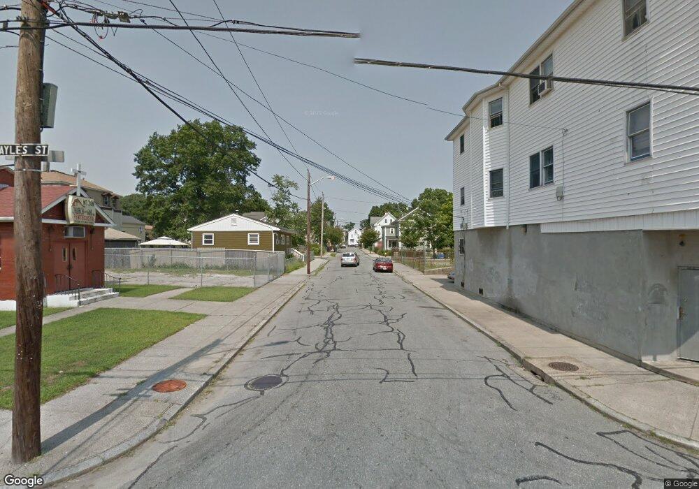 139 Cahill St, Providence, RI 02905 - photo 1