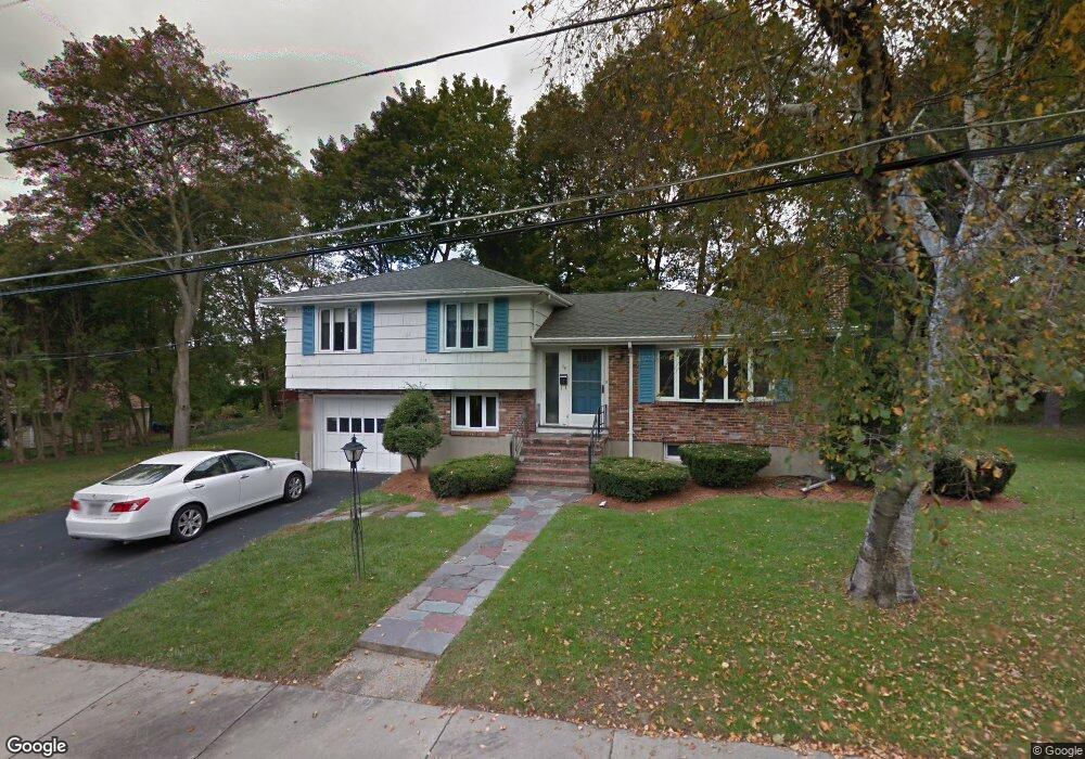 14 Stephen Place, Newton Highlands, MA 02461 - photo 1