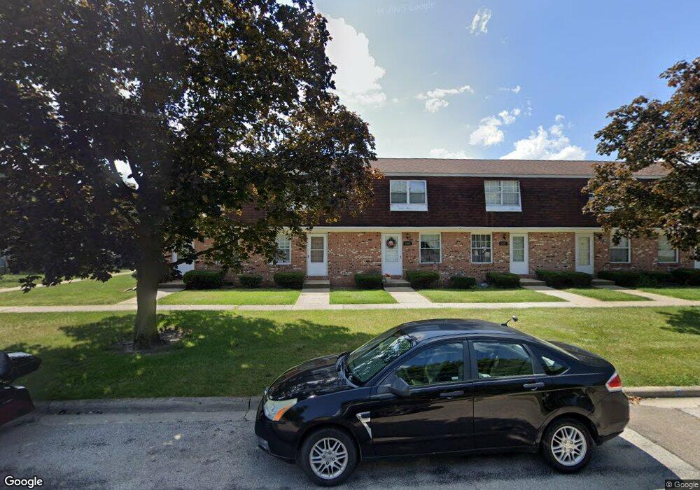 1683 Colonial Dr unit H11, Bucyrus, OH 44820 - photo 1