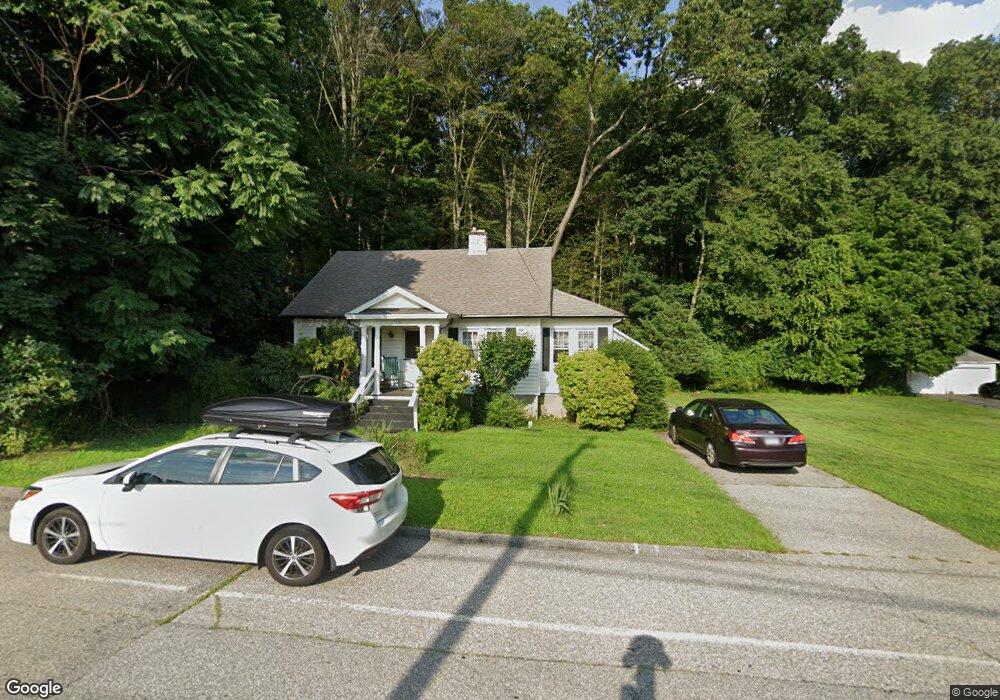 231 McKinley Avenue Extension, Norwich, CT 06360 - photo 1