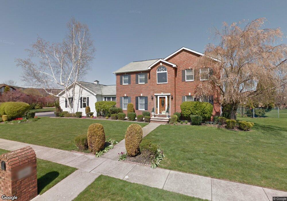 107 Falcon Dr, Kingston, PA 18704 - photo 1