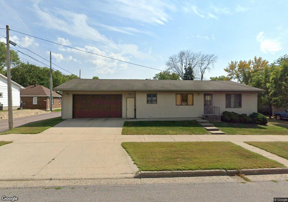 1019 4th St N, New Ulm, MN 56073 - photo 1