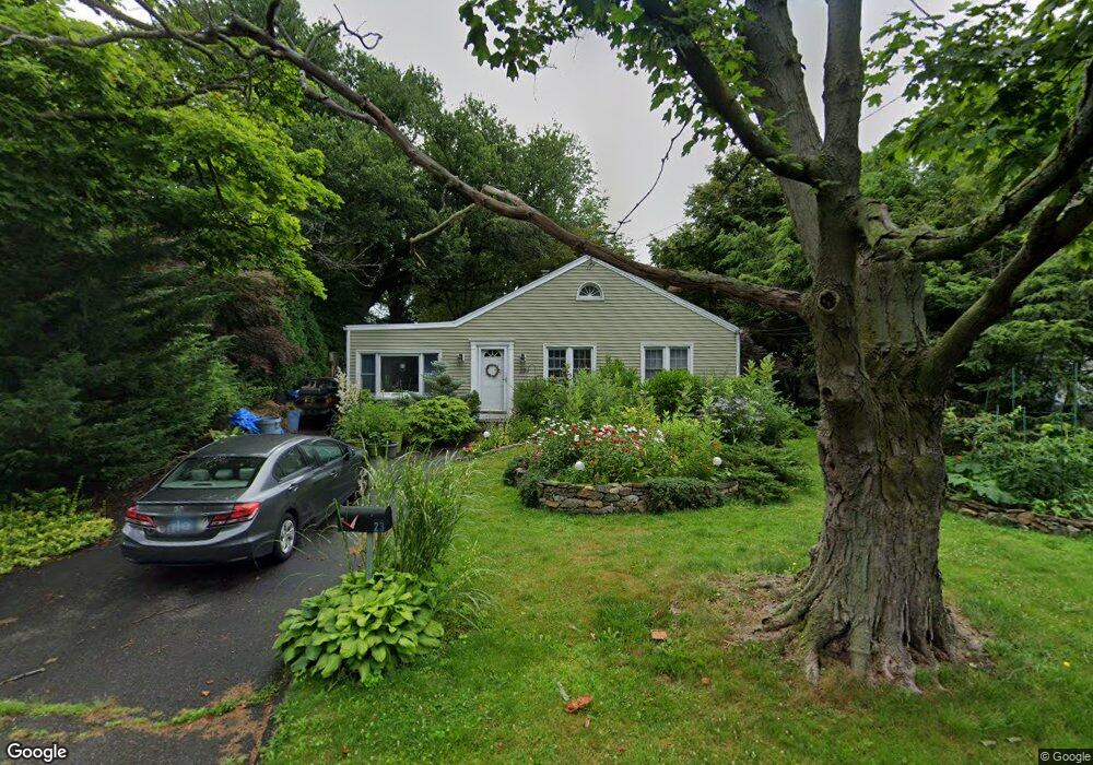 23 Sutton Place, Stamford, CT 06906 - photo 1