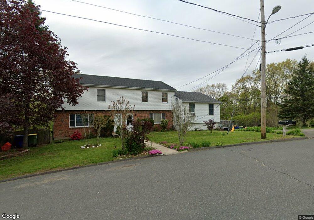 140 Horseshoe Dr, Waterbury, CT 06706 - photo 1