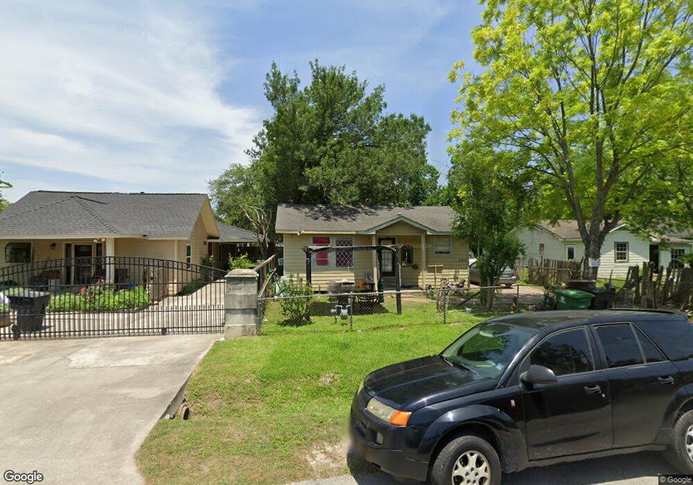 2911 Wimberly St, Houston, TX 77093 - photo 1