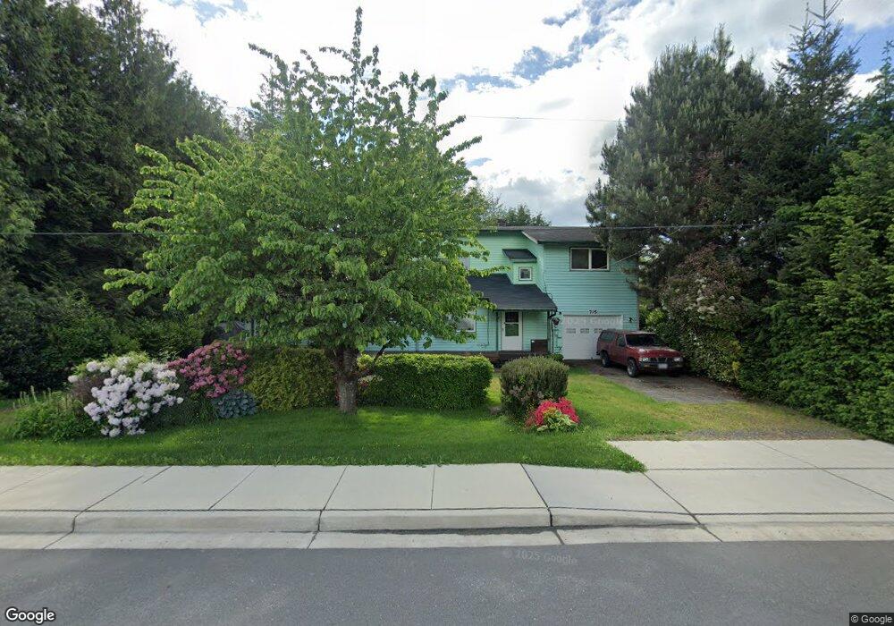 705 E 4th St, Nooksack, WA 98247 - photo 1