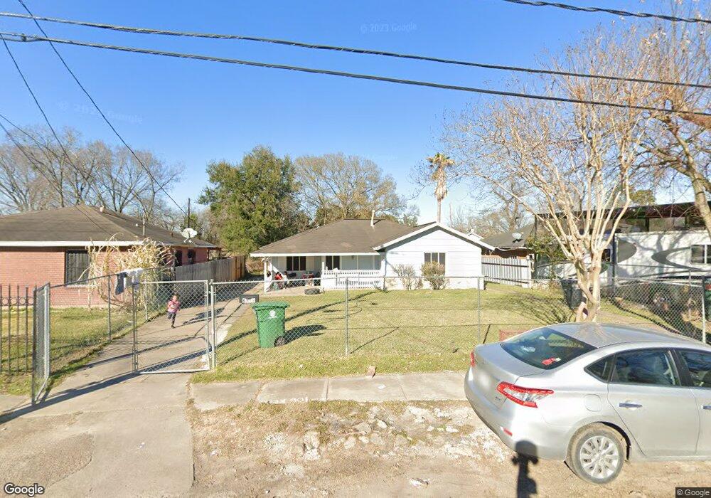 6519 Fairway Dr, Houston, TX 77087 - photo 1