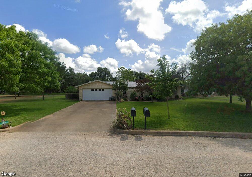 328 Maple St, Fredericksburg, TX 78624 - photo 1