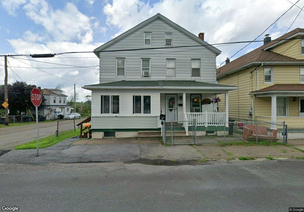 201 E Jackson St, McAdoo, PA 18237 - photo 1