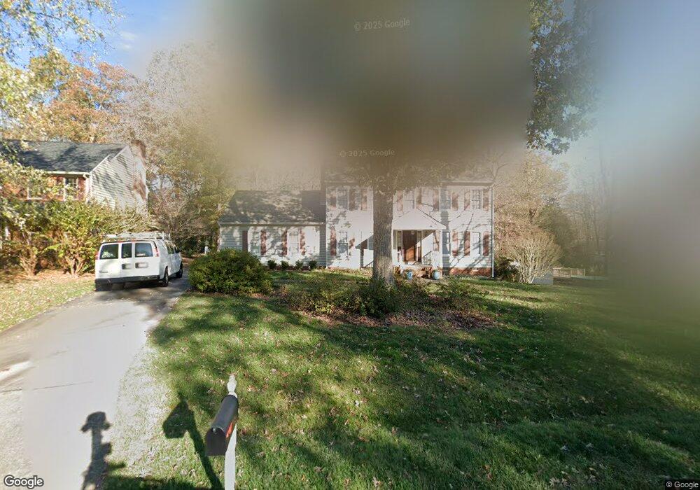 10313 Salem Oaks Dr, North Chesterfield, VA 23237 - photo 1