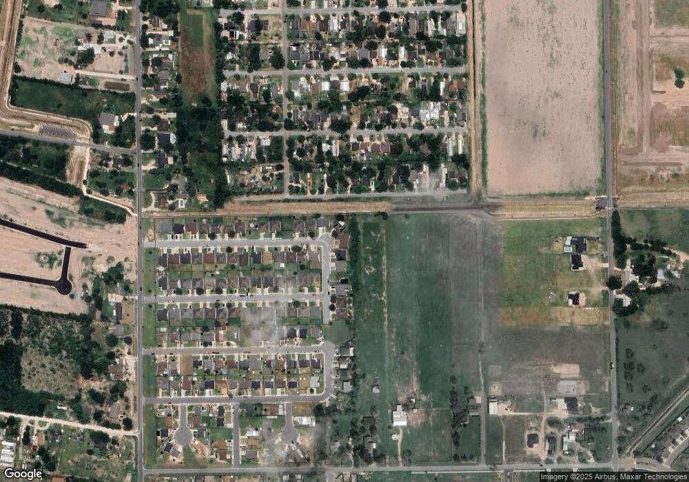 811 Spear St, Weslaco, TX 78596 - photo 1
