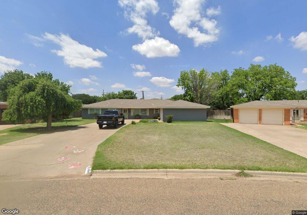 1609 Dallas St, Plainview, TX 79072 - photo 1