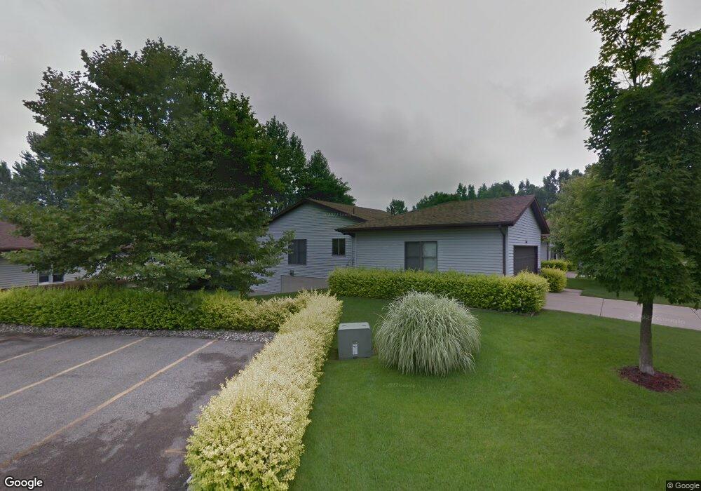 2208 Mapleton St NE, Grand Rapids, MI 49505 - photo 1