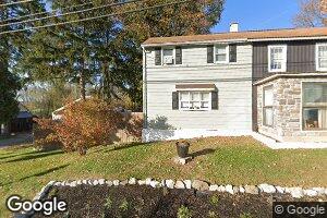 83 W Main St, Carlisle, PA 17015
