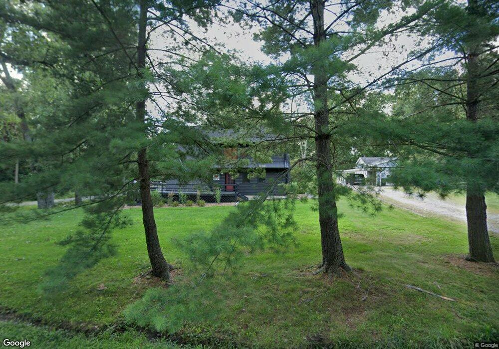 8954 E South Circle Dr, Effingham, IL 62401 - photo 1