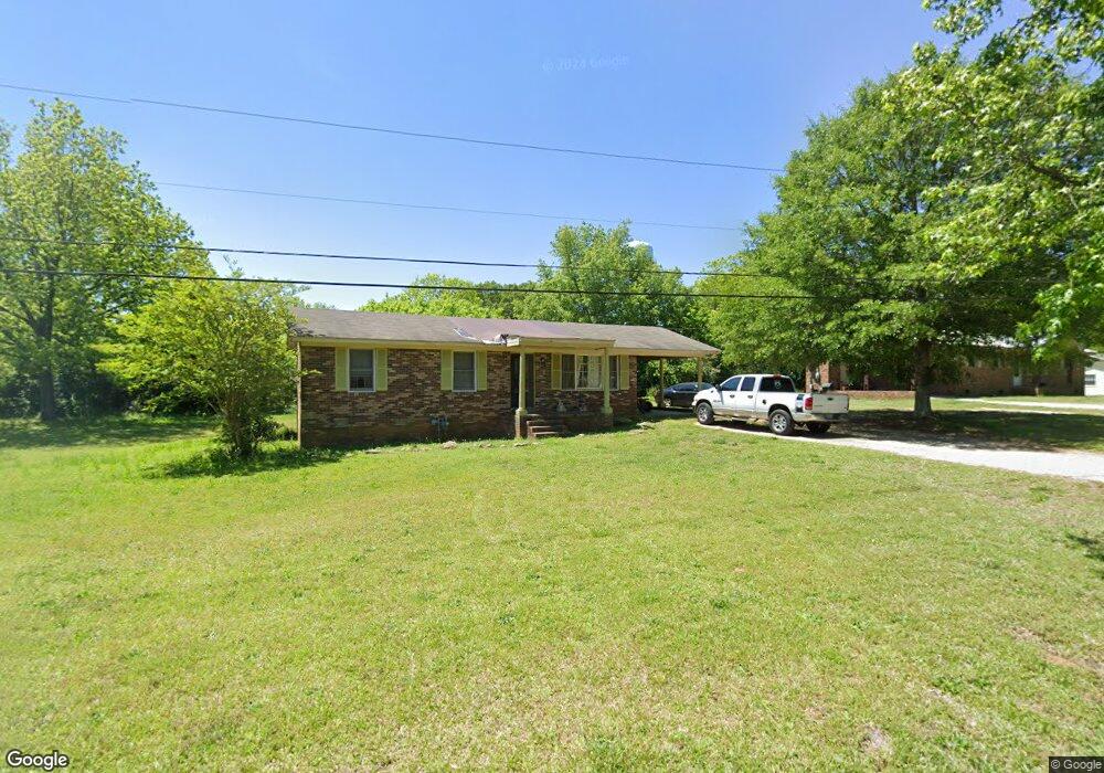 127 Adams Cir, Bowman, GA 30624 - photo 1