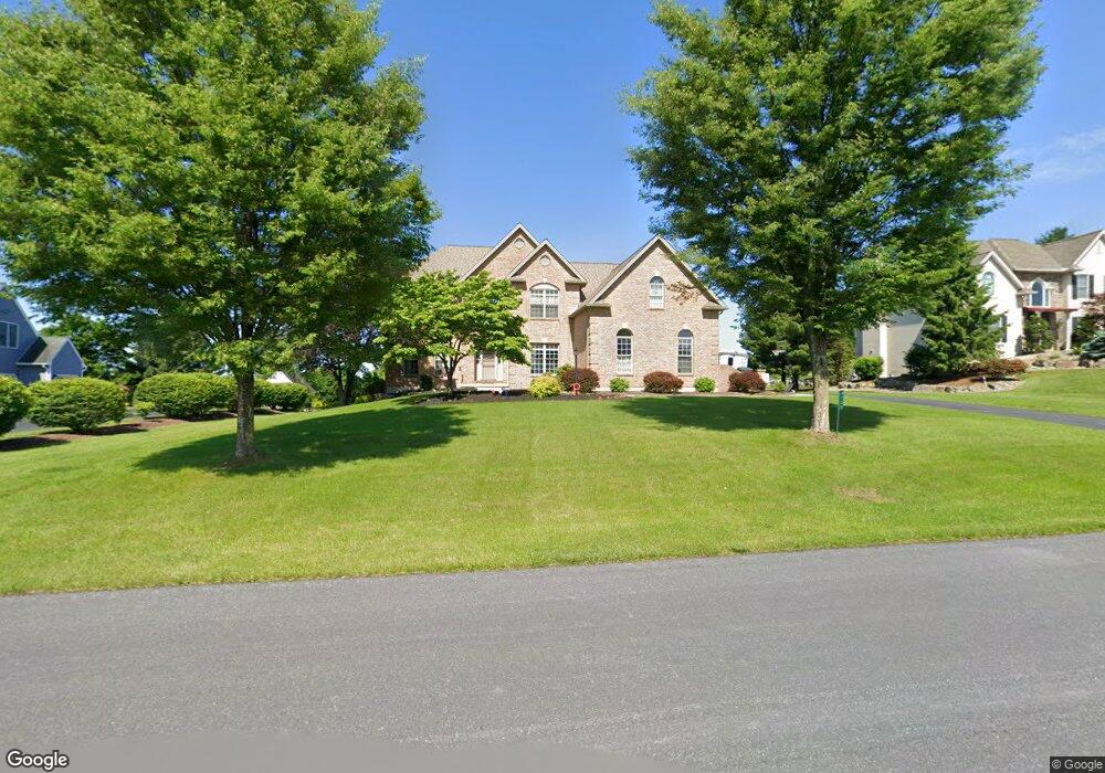 4705 York Dr, Orefield, PA 18069 - photo 1