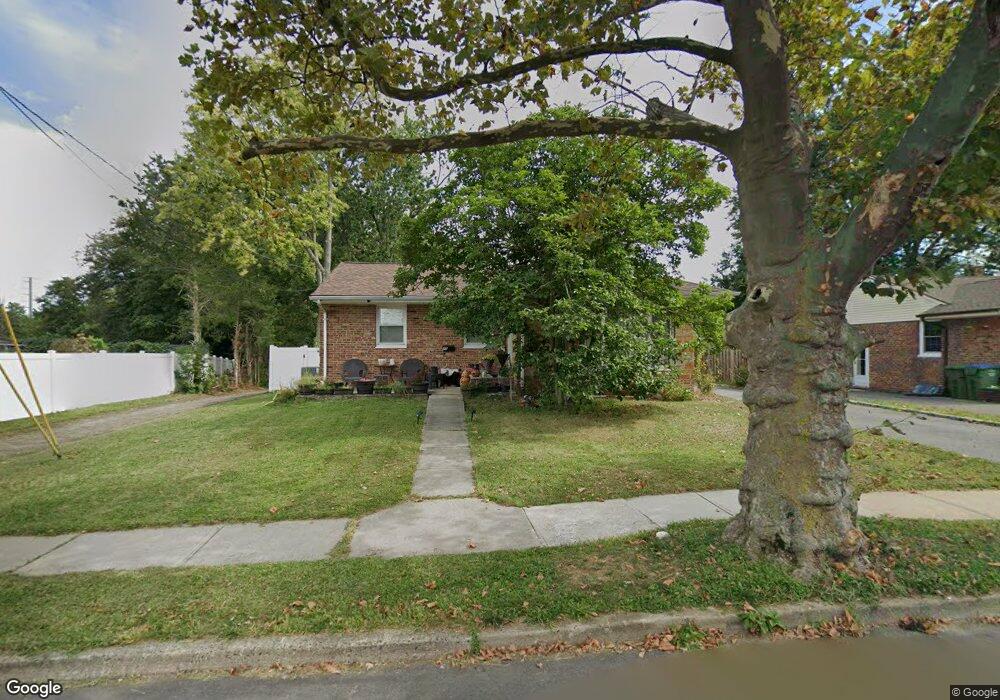 15 Roger Rd, Edison, NJ 08817 - photo 1