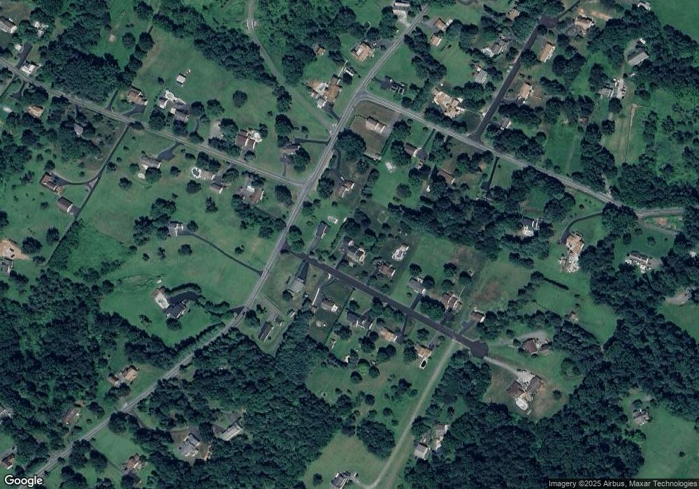 23 Hillcrest Dr, Boyertown, PA 19512 - photo 1