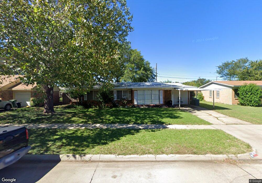 7925 Laura St, North Richland Hills, TX 76180 - photo 1