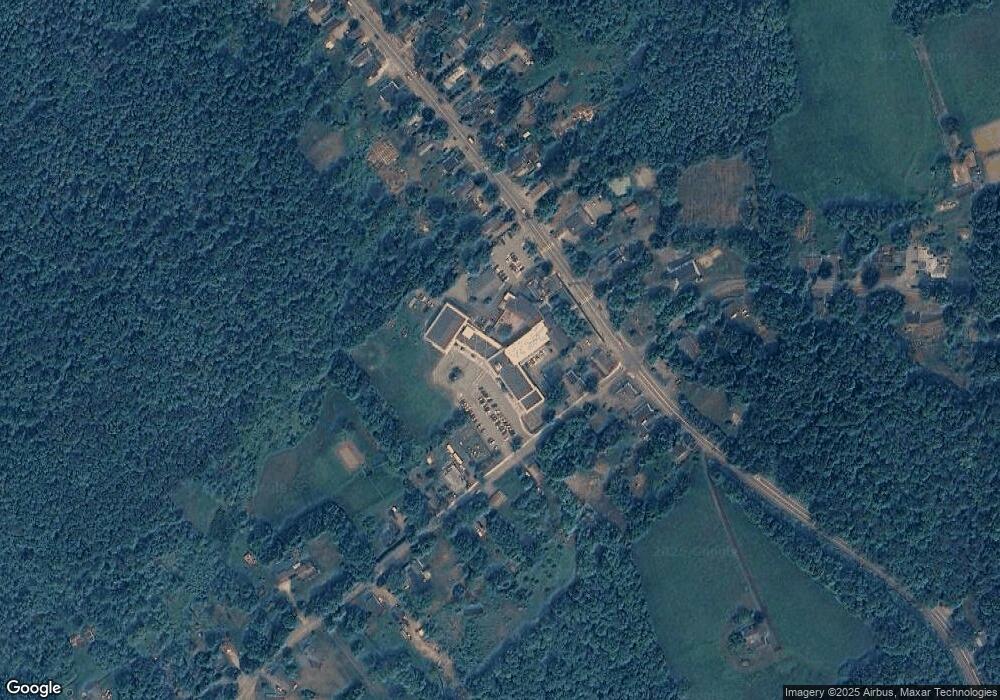 8 Elm St, Hubbardston, MA 01452 - photo 1