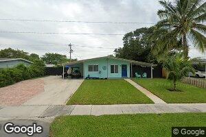 1415 W Pine St, Lantana, FL 33462