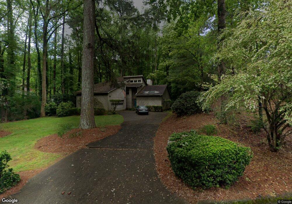 130 Hembree Circle Dr, Roswell, GA 30076 - photo 1