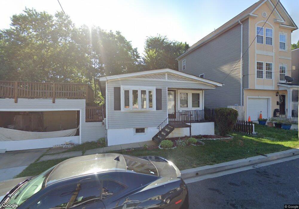 1023 49th Place NE, Washington, DC 20019 - photo 1