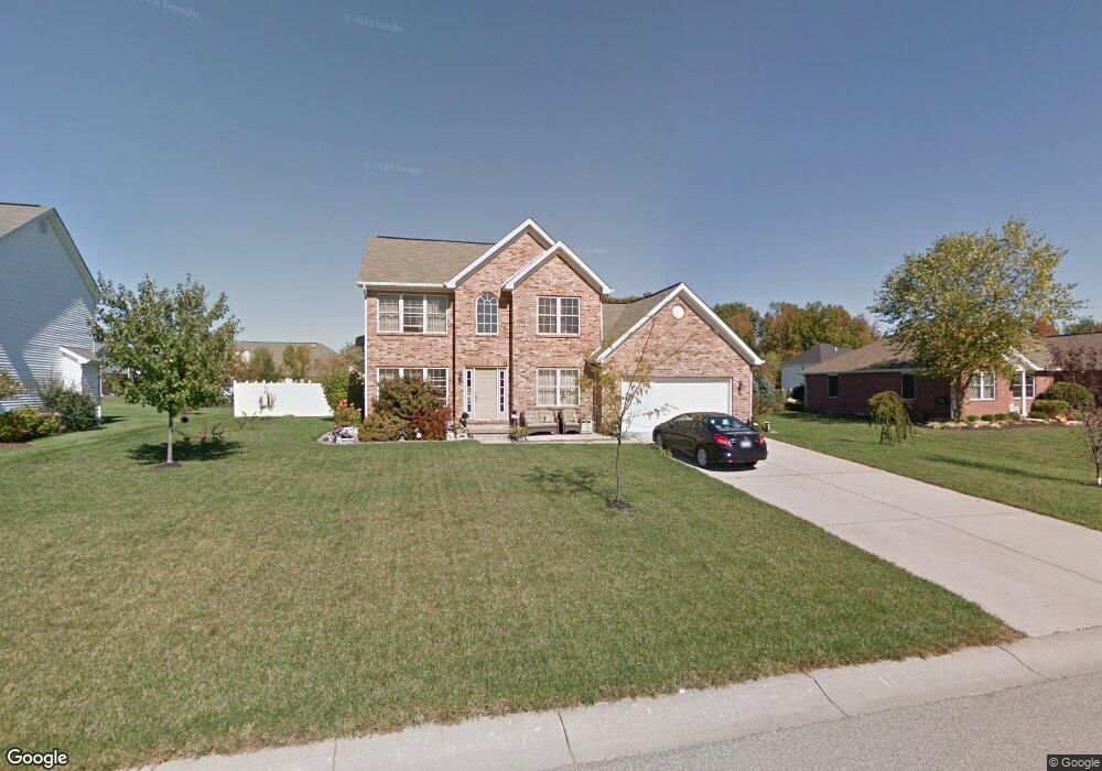 332 Curtis Ct, Batesville, IN 47006 - photo 1