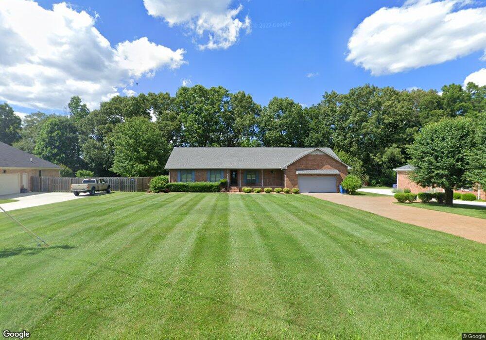 238 Greenbriar Cir, Manchester, TN 37355 - photo 1