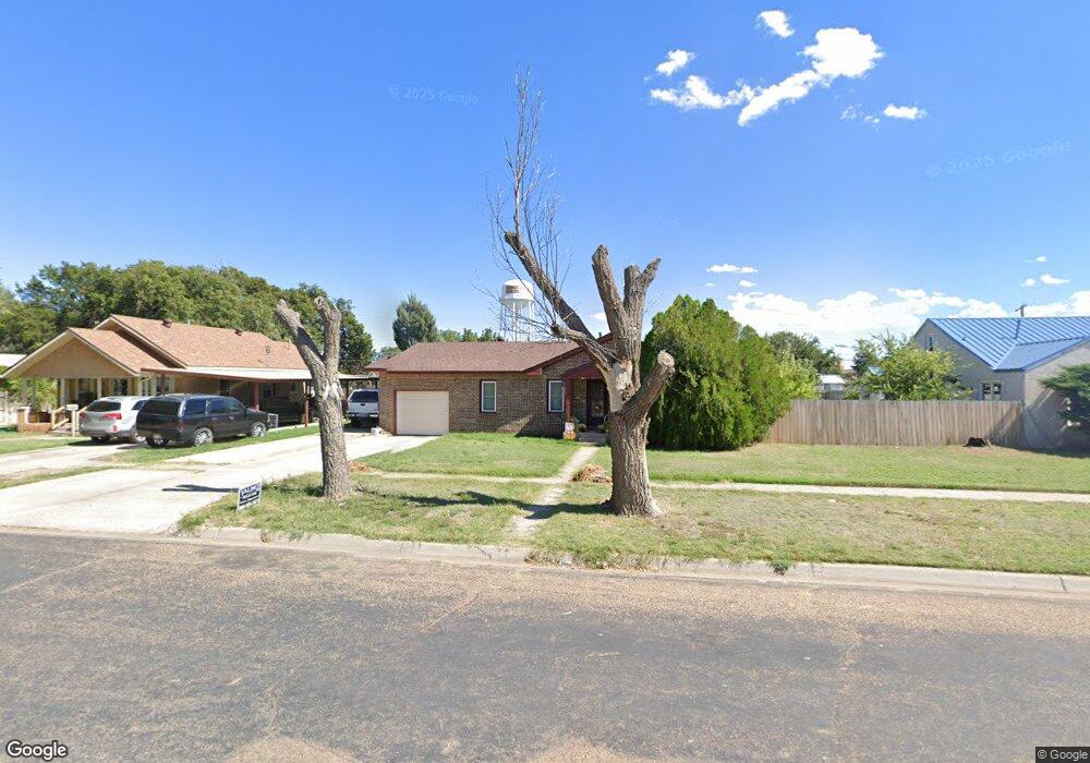 315 Binkley Ave, Dumas, TX 79029 - photo 1